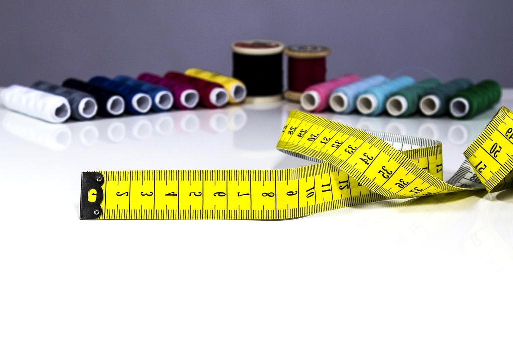 Casualowa marynarka damska o nowoczesnym kroju